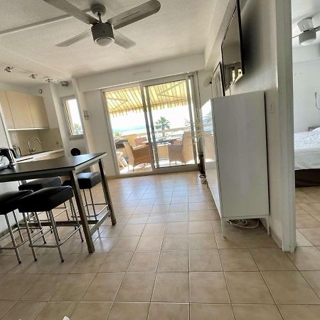 Superbe Apt 2P Front De Mer Pour 4 Pers Avec Terrasse - Cavalaire-Sur-Mer - Fr-1-226B-162 Екстериор снимка